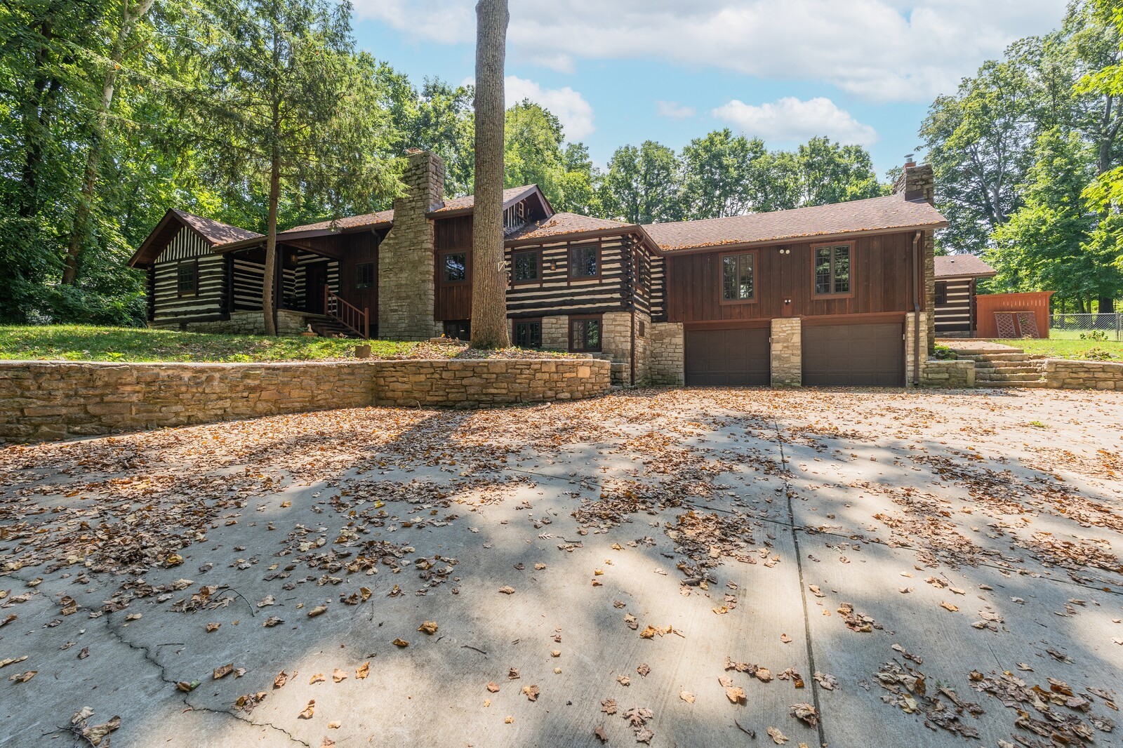 711 Hill Rd