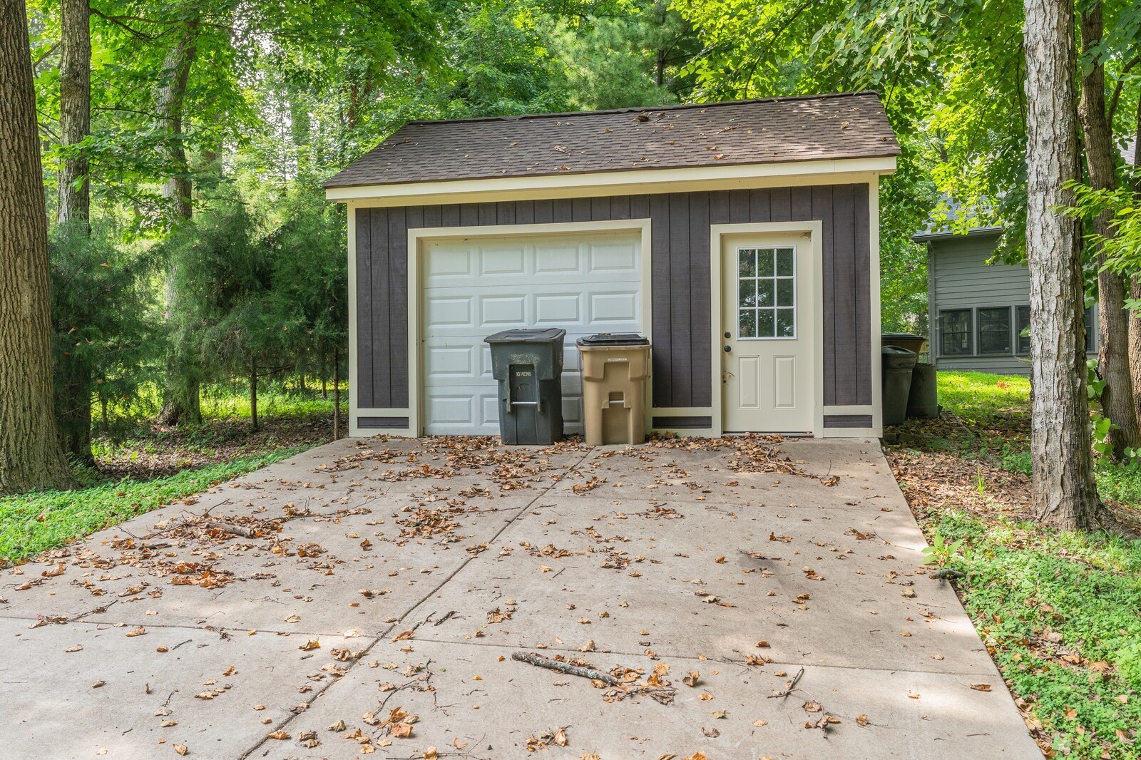 711 Hill Rd