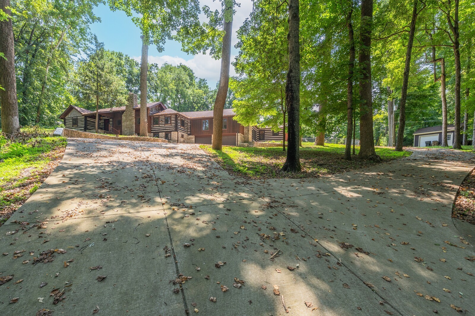 711 Hill Rd