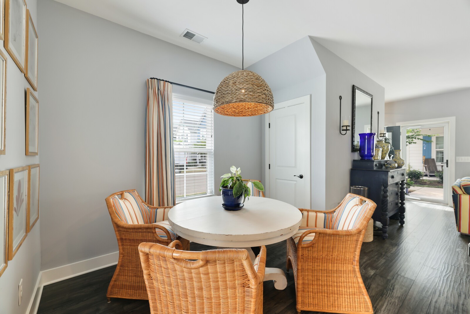 2201 Village Park Ct