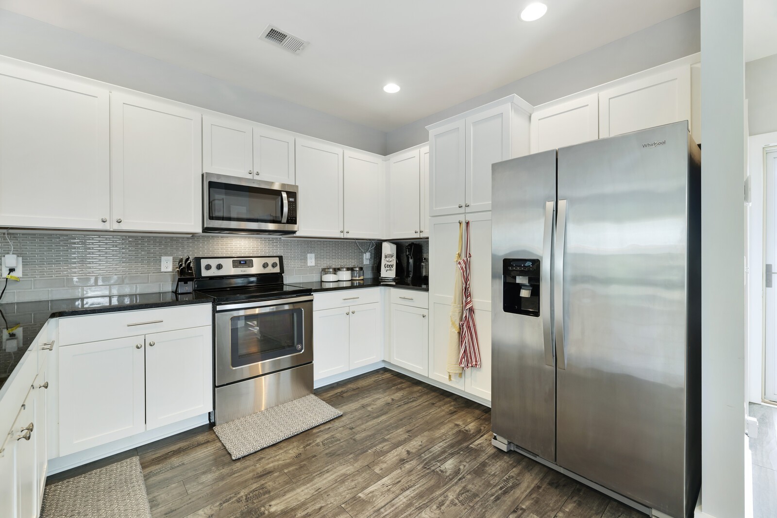 2201 Village Park Ct