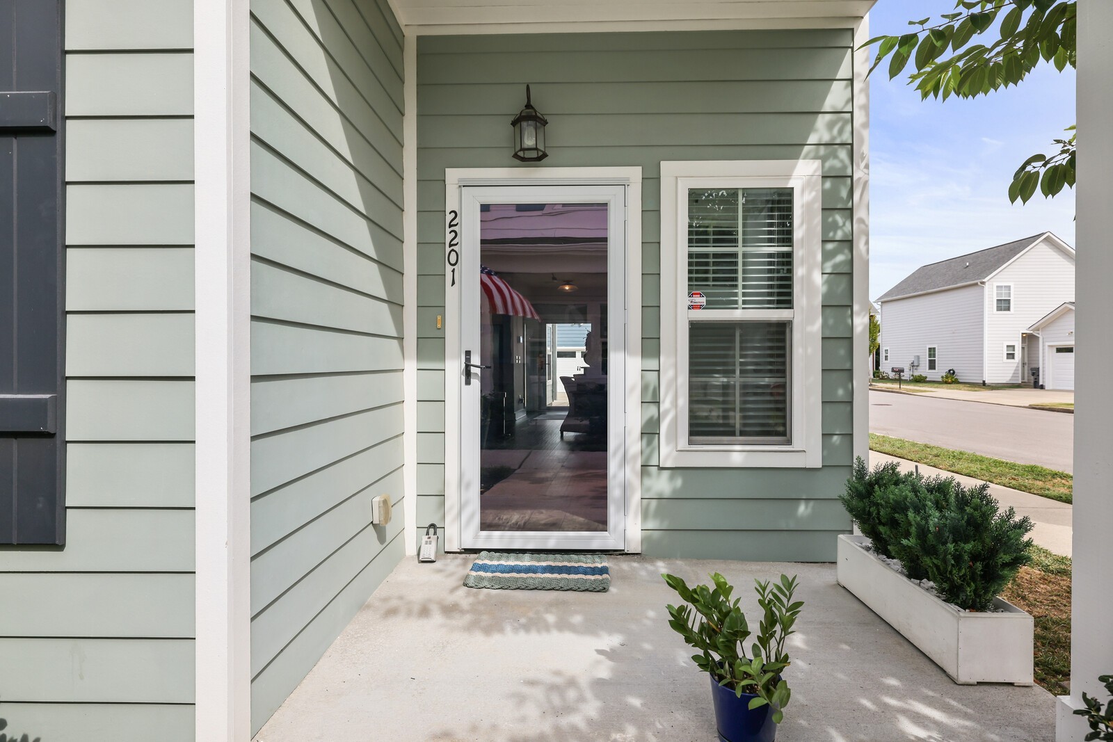 2201 Village Park Ct