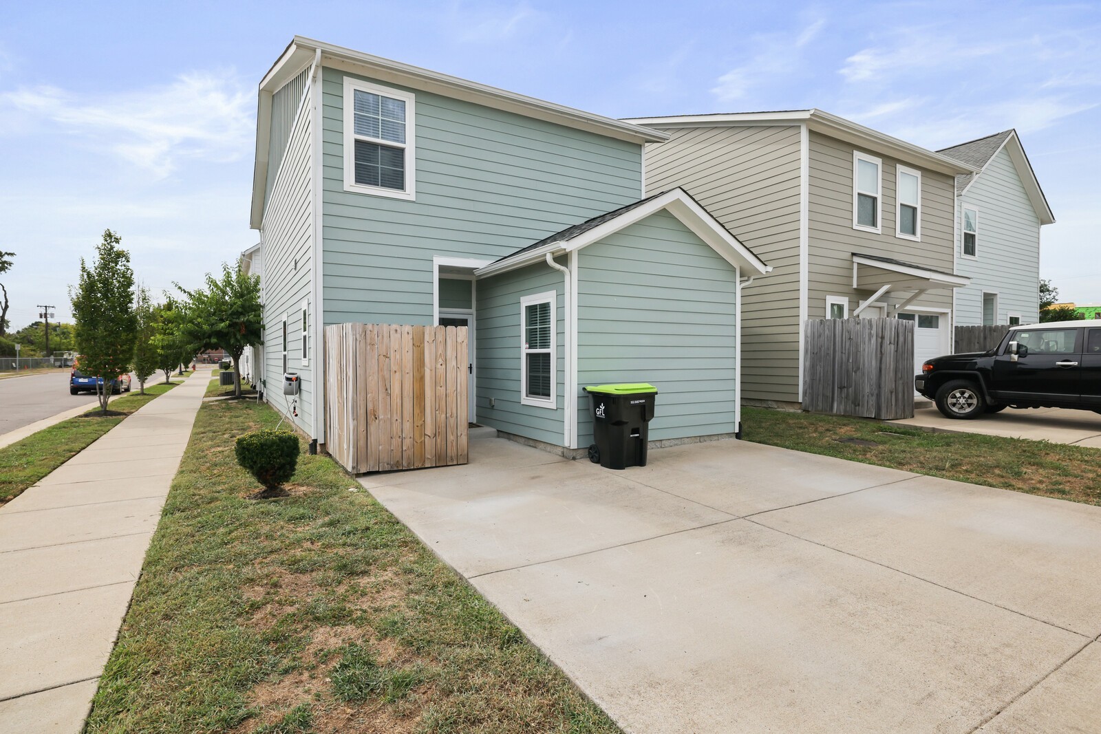 2201 Village Park Ct