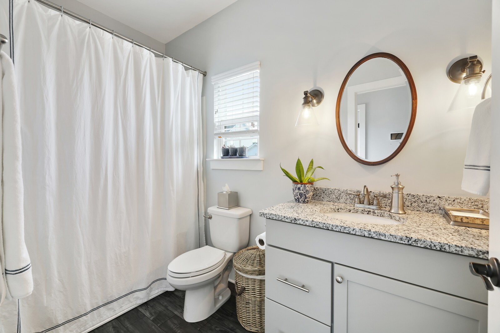 2201 Village Park Ct