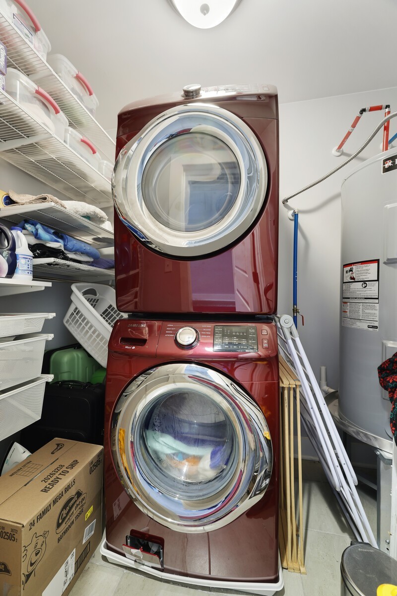 2201 Village Park Ct