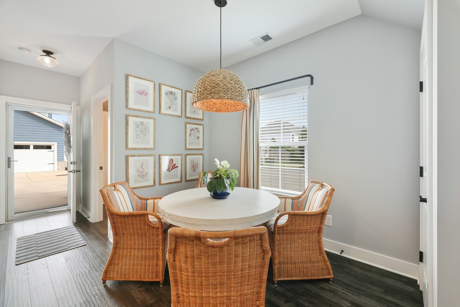 2201 Village Park Ct