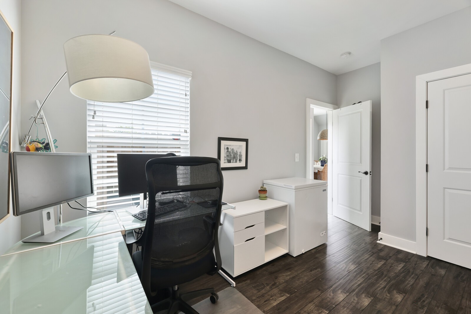 2201 Village Park Ct