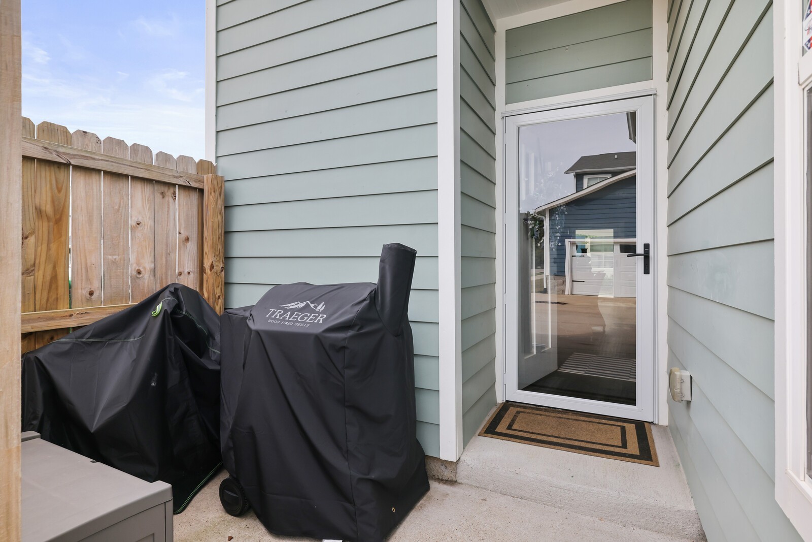 2201 Village Park Ct