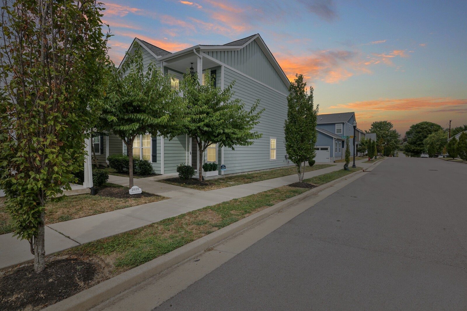 2201 Village Park Ct