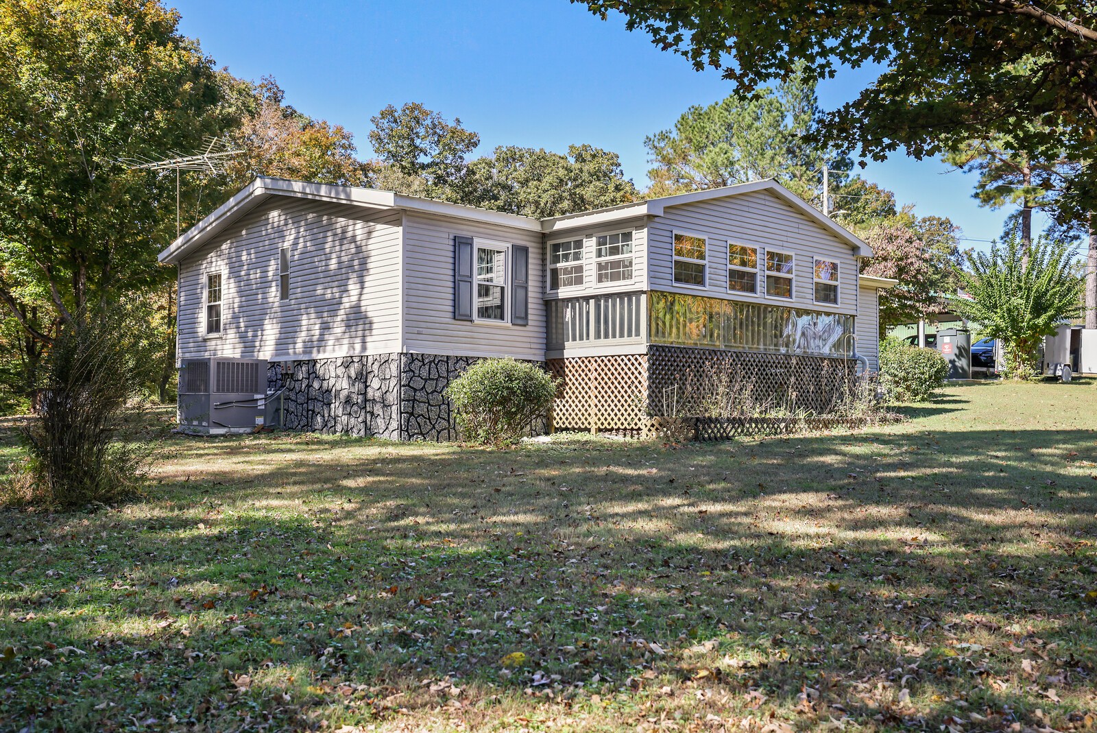 6914 Highway 230