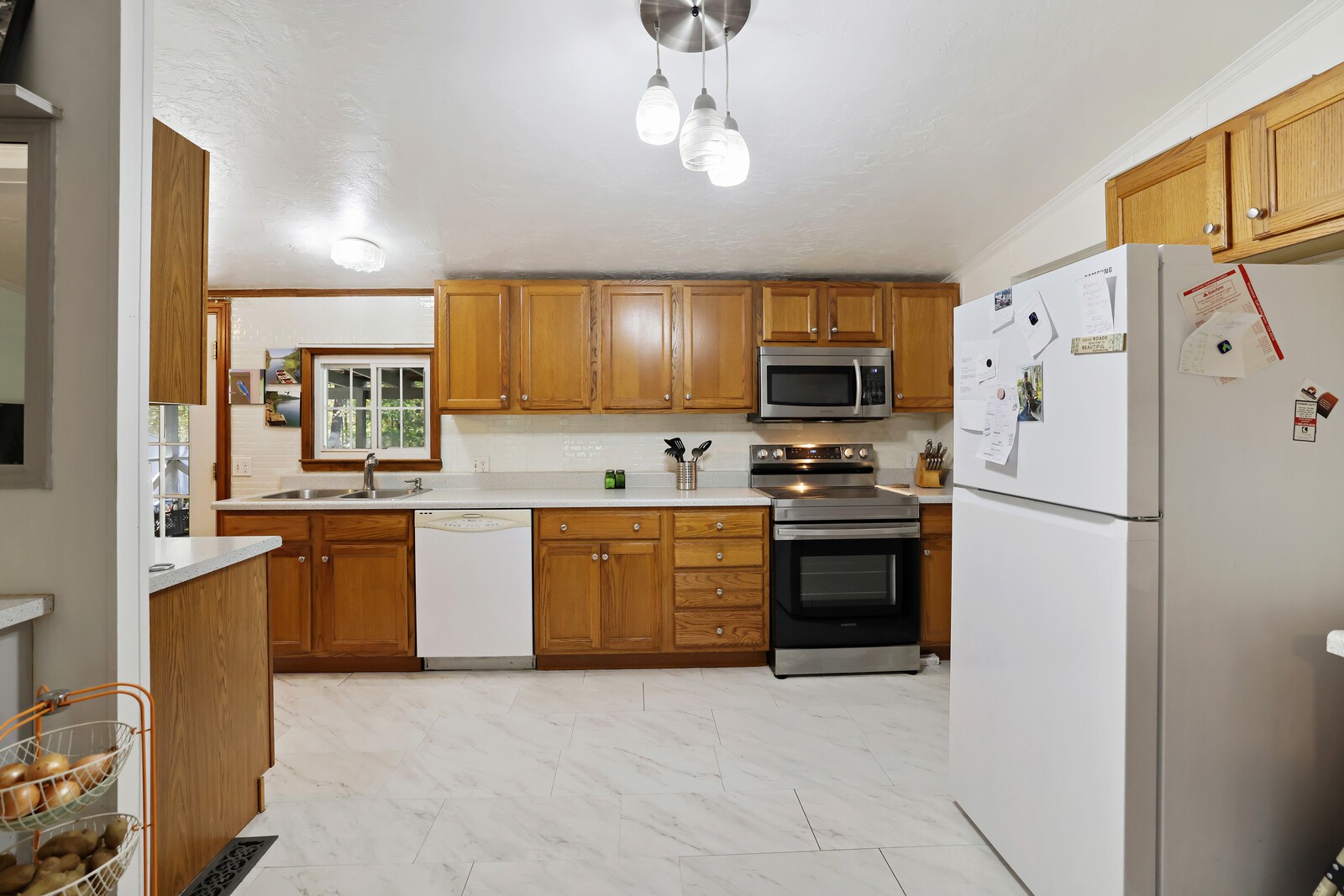 6914 Highway 230