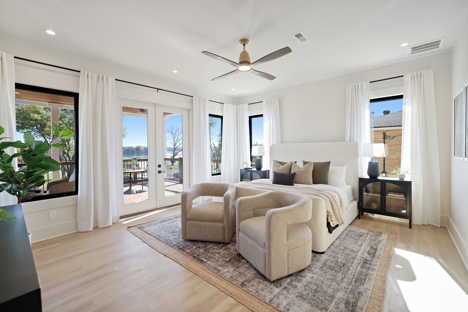 407 Sanders Ferry Rd