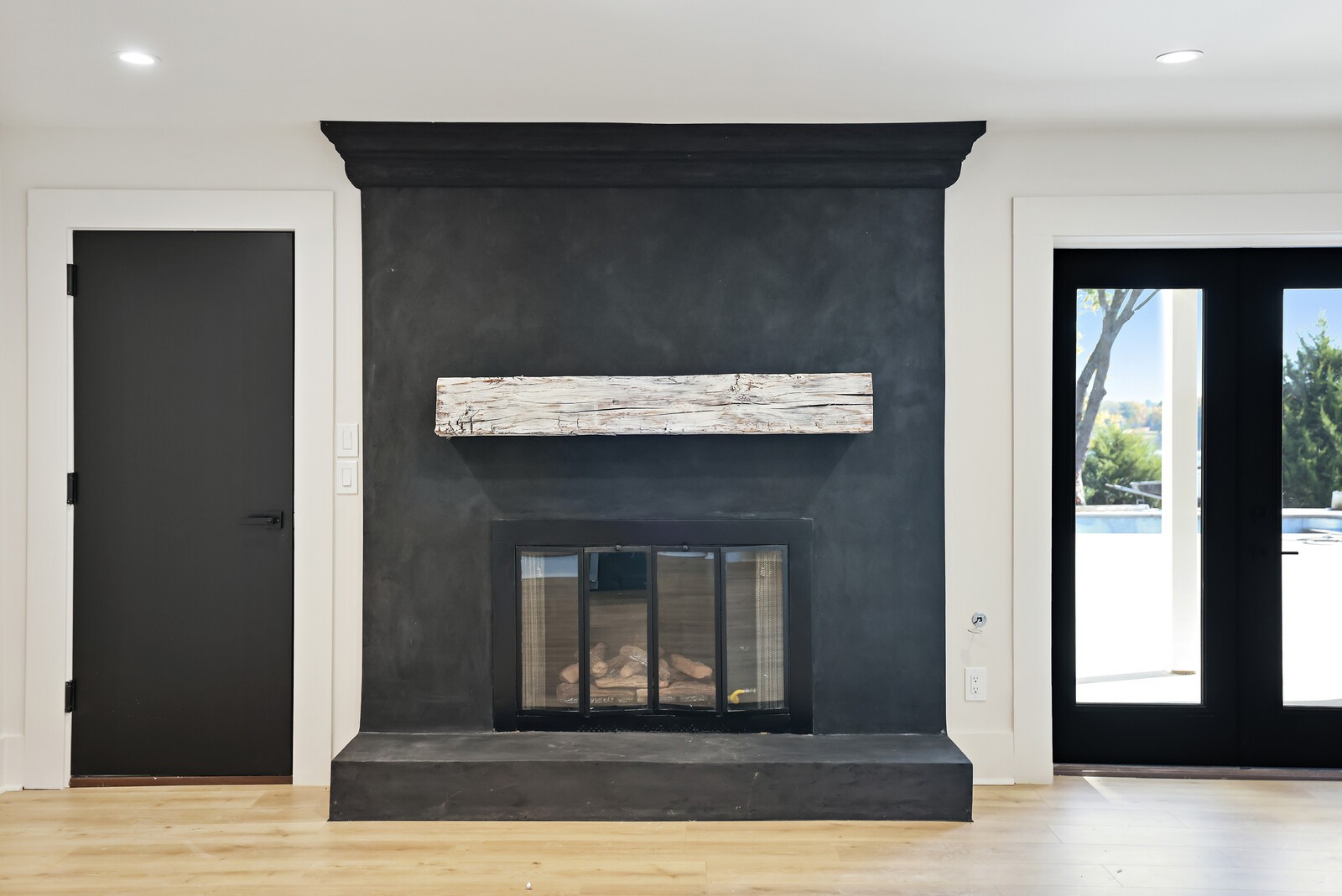 407 Sanders Ferry Rd