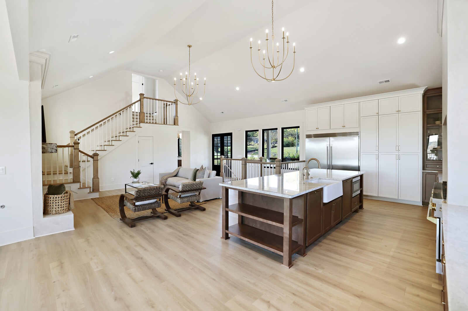 407 Sanders Ferry Rd