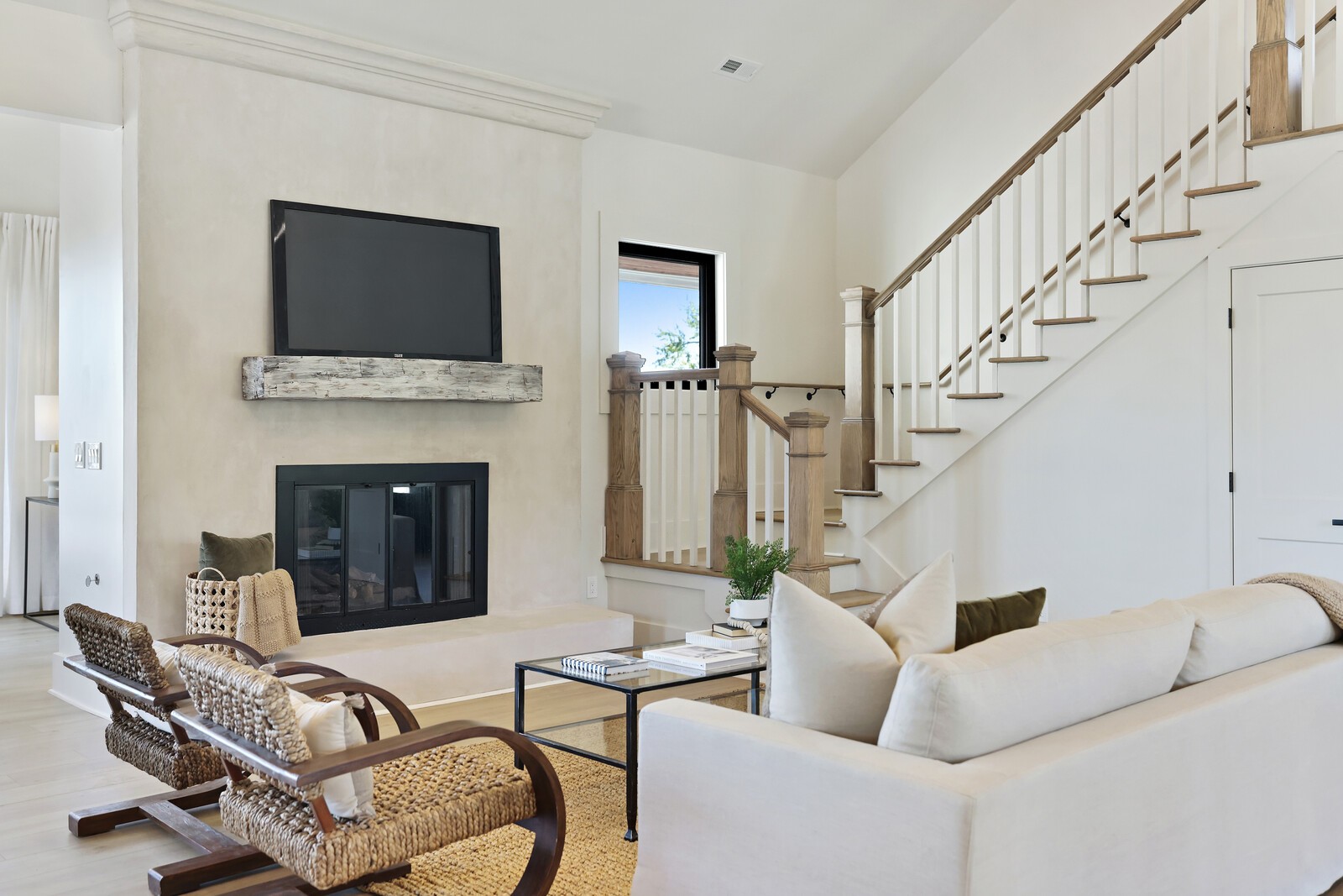 407 Sanders Ferry Rd