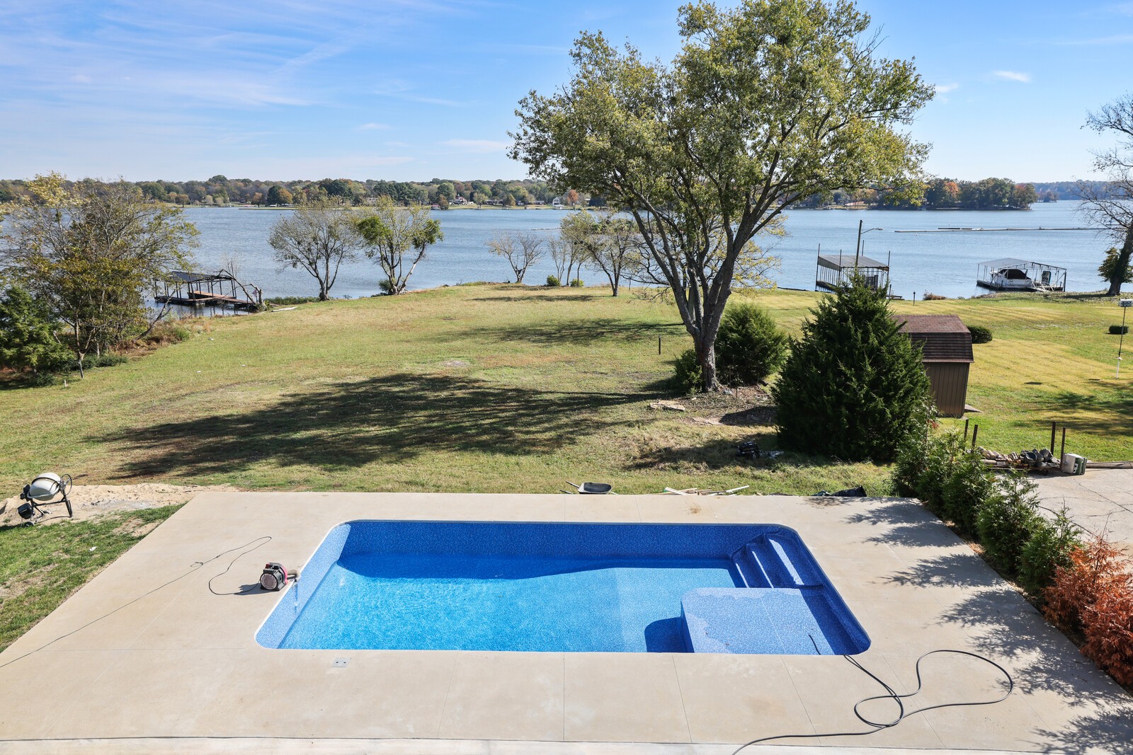 407 Sanders Ferry Rd