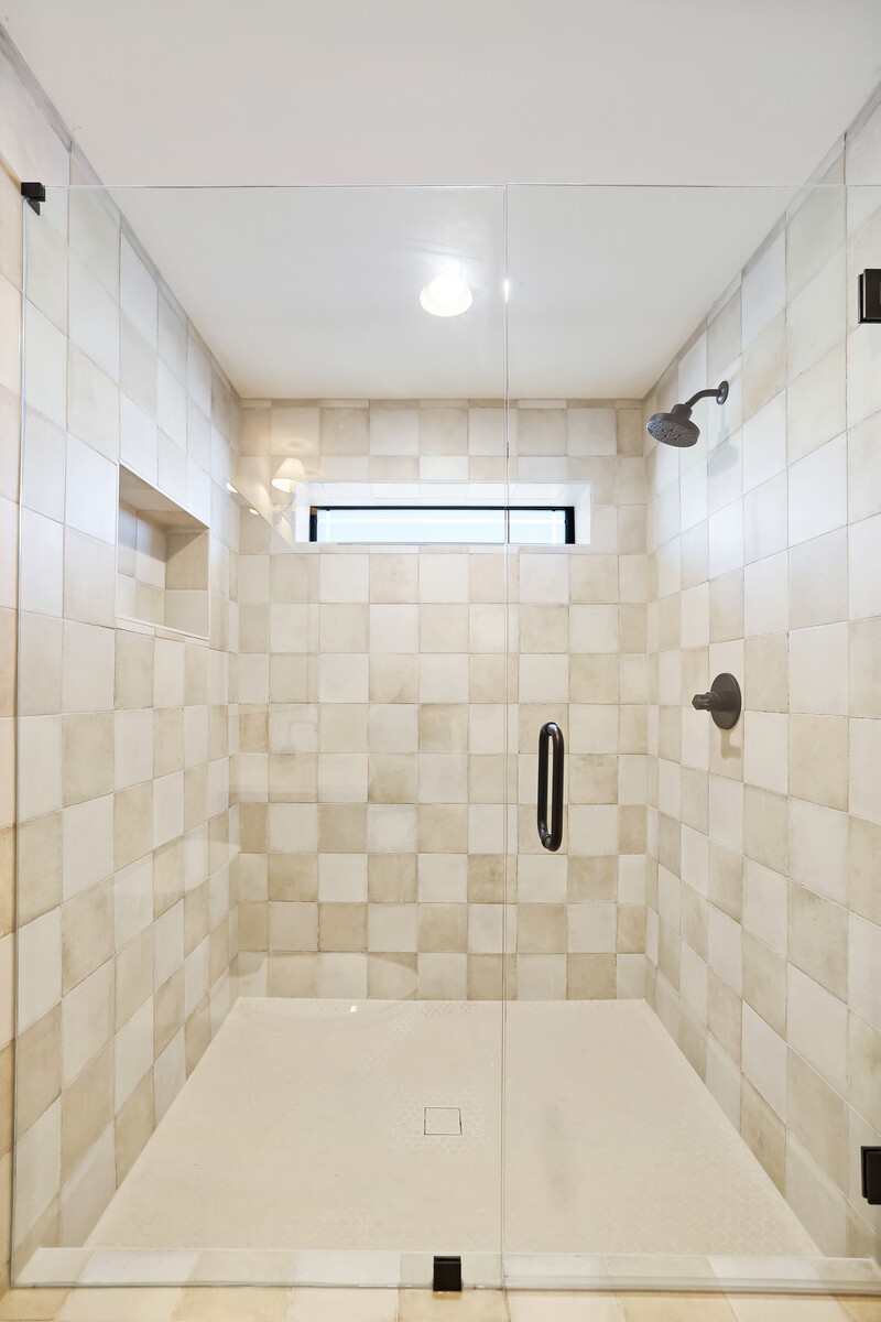 407 Sanders Ferry Rd