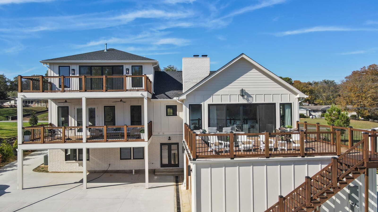 407 Sanders Ferry Rd