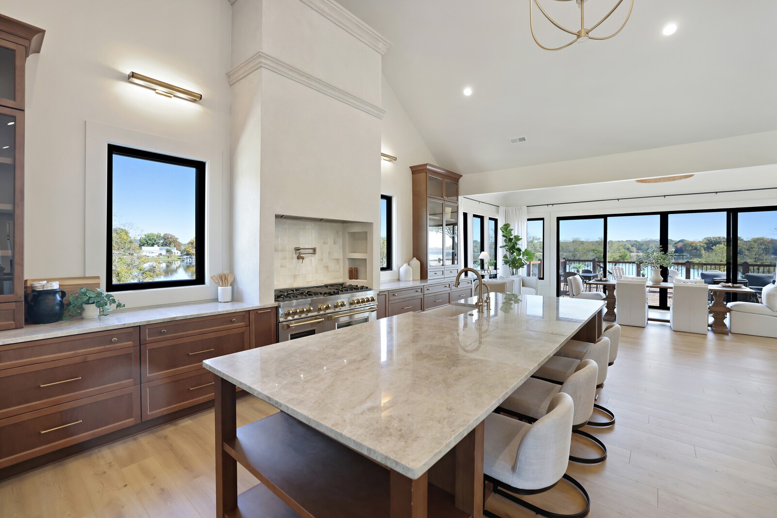 407 Sanders Ferry Rd