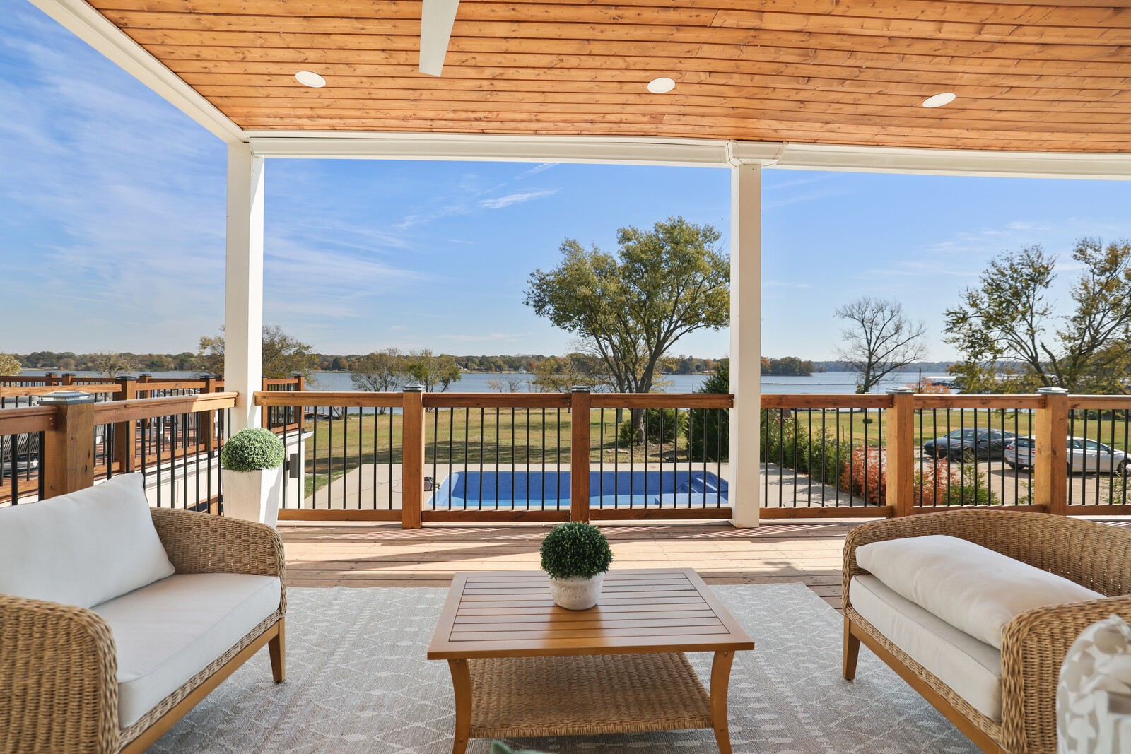 407 Sanders Ferry Rd