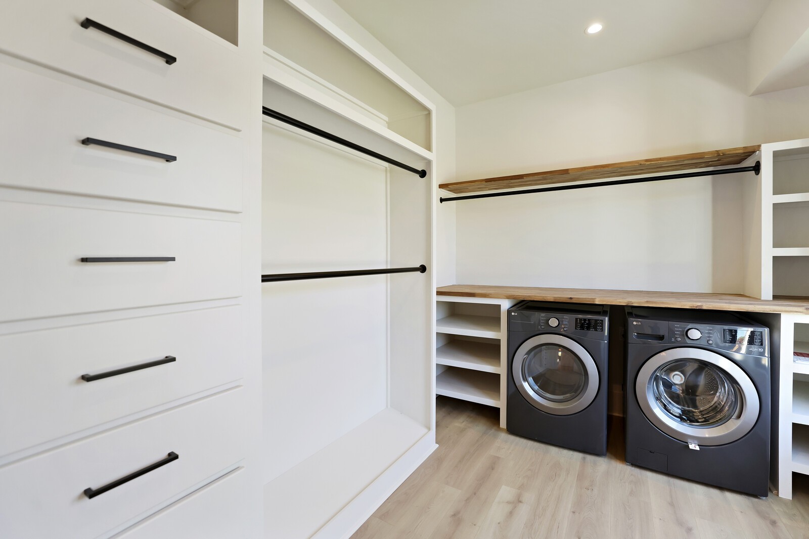 407 Sanders Ferry Rd