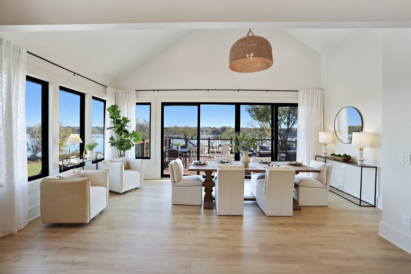 407 Sanders Ferry Rd