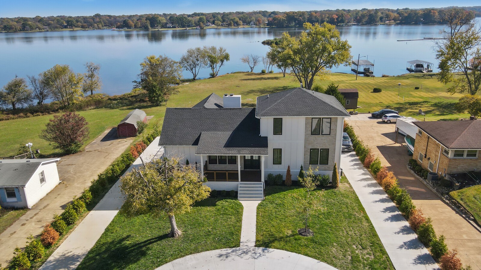 407 Sanders Ferry Rd