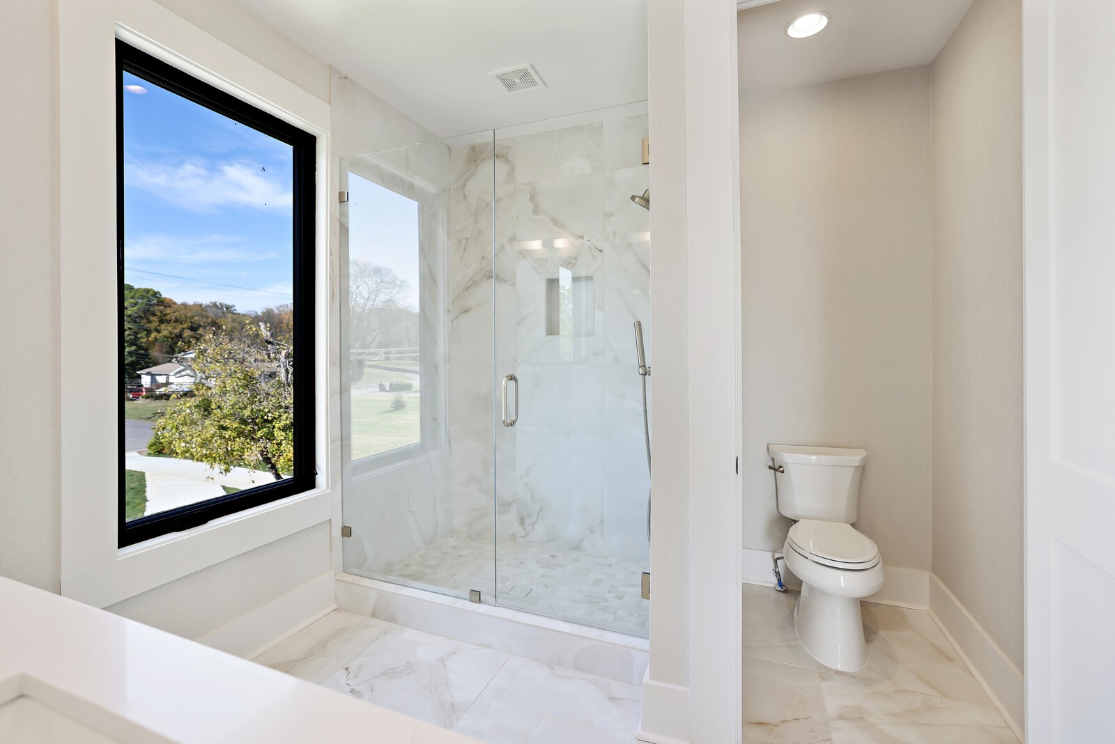 407 Sanders Ferry Rd