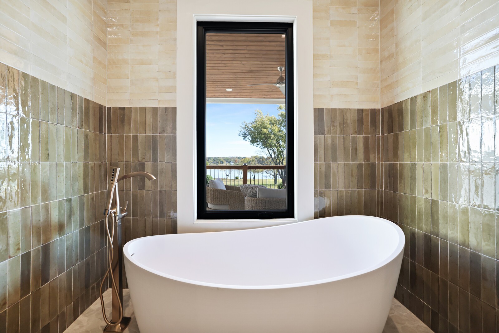 407 Sanders Ferry Rd