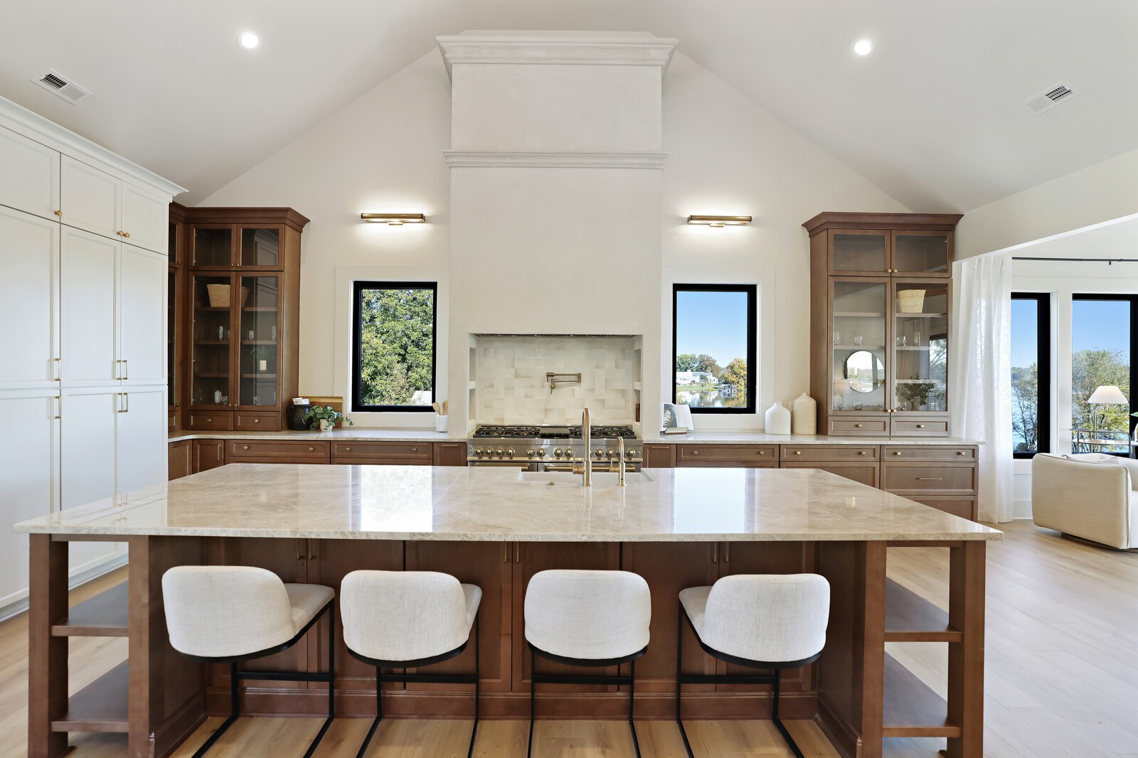 407 Sanders Ferry Rd