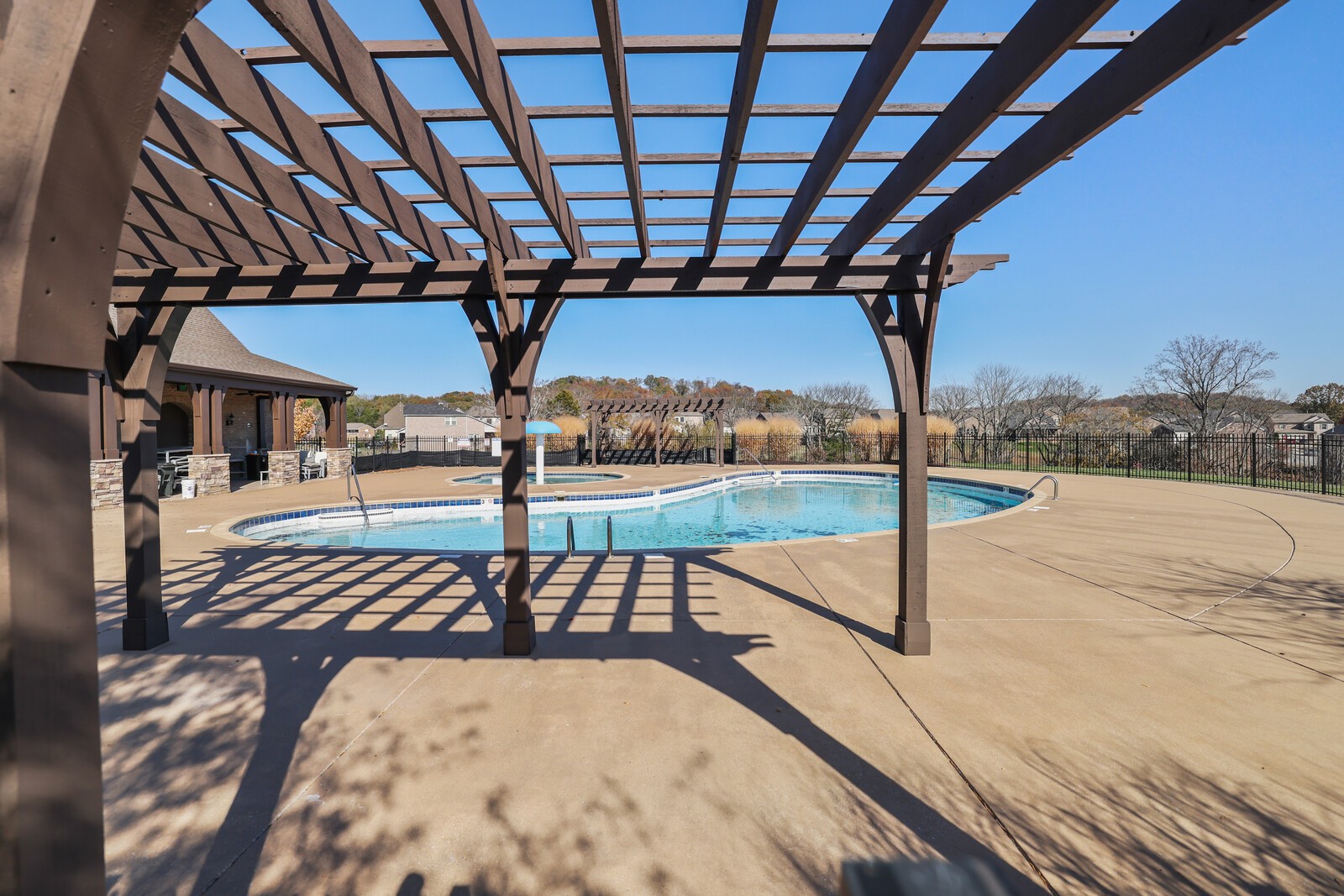 491 Fall Creek Cir