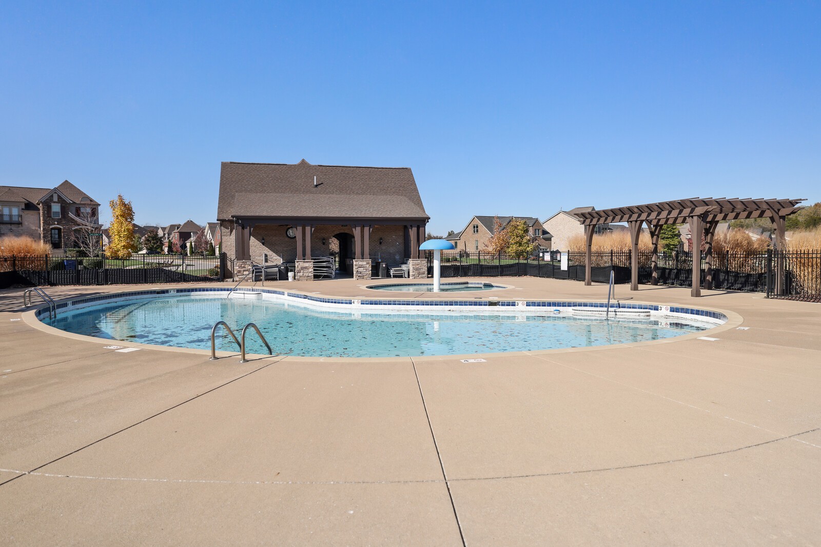 491 Fall Creek Cir