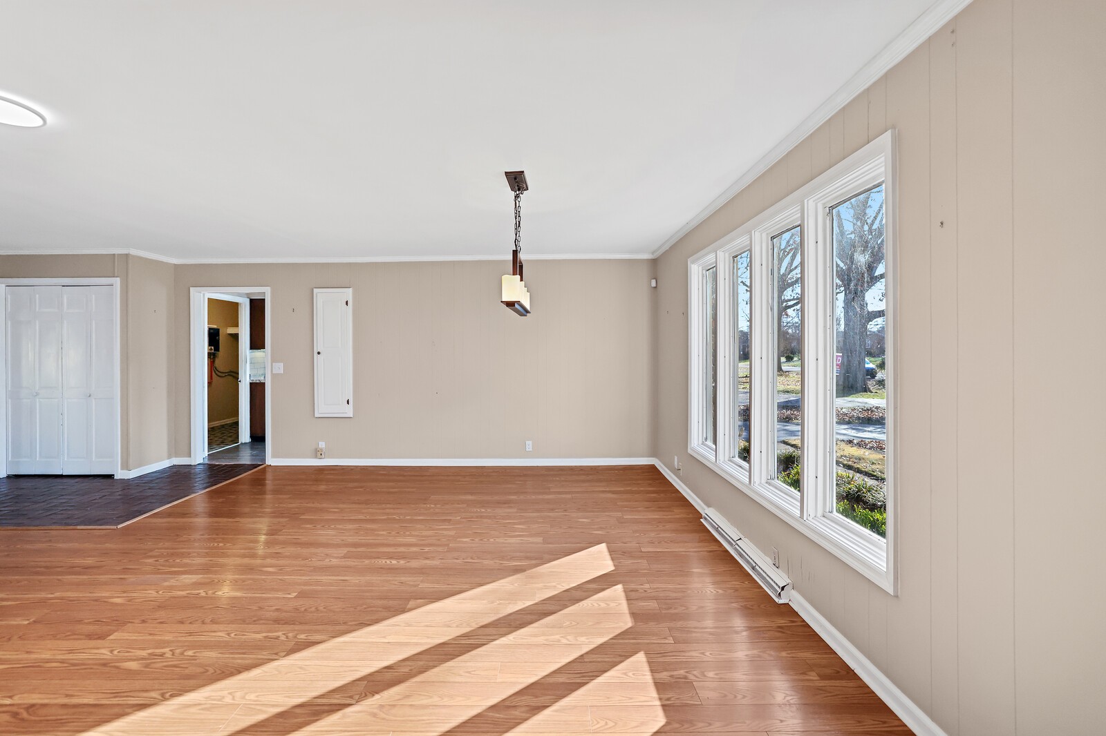 220 Hampton Rd
