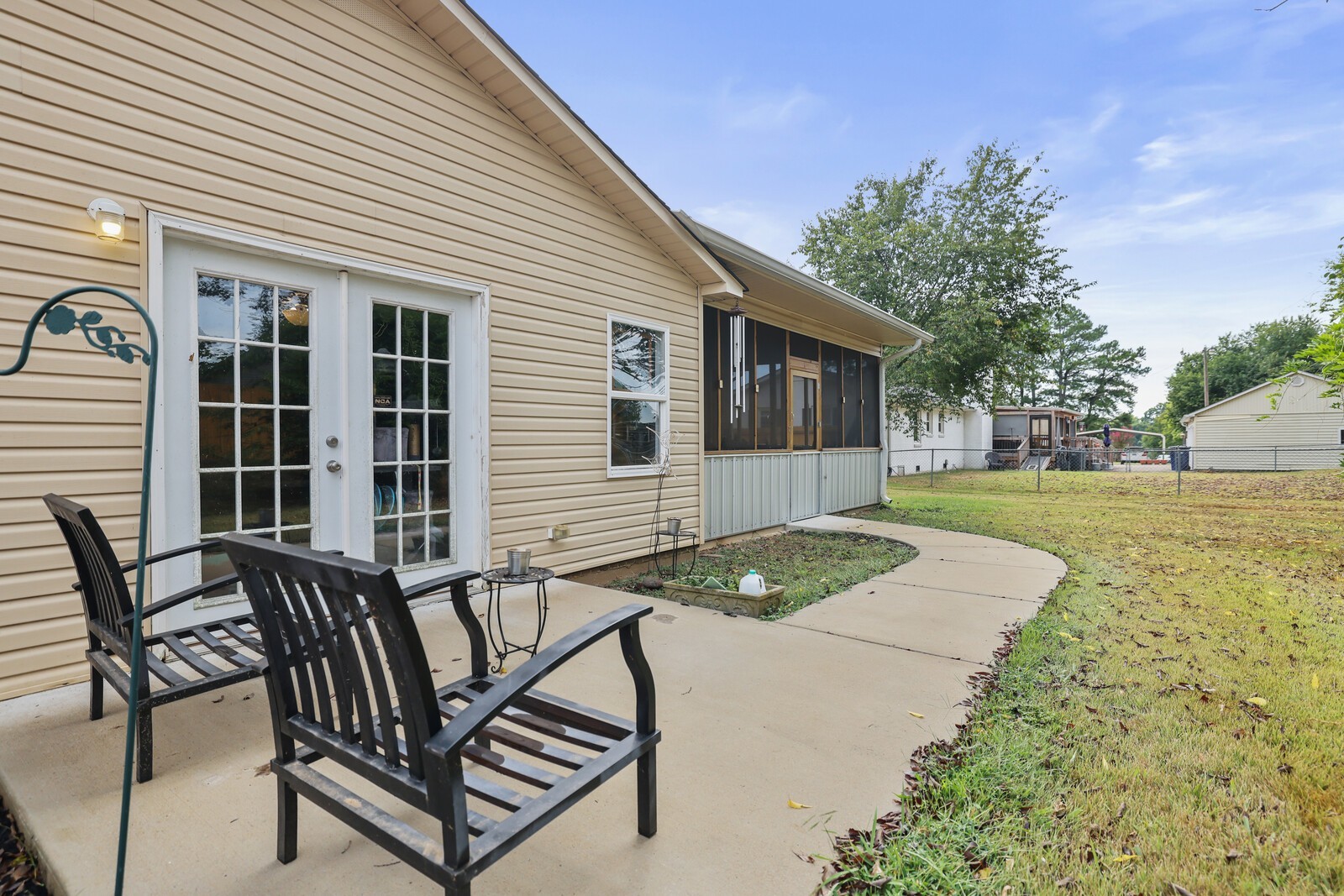 220 Hampton Rd