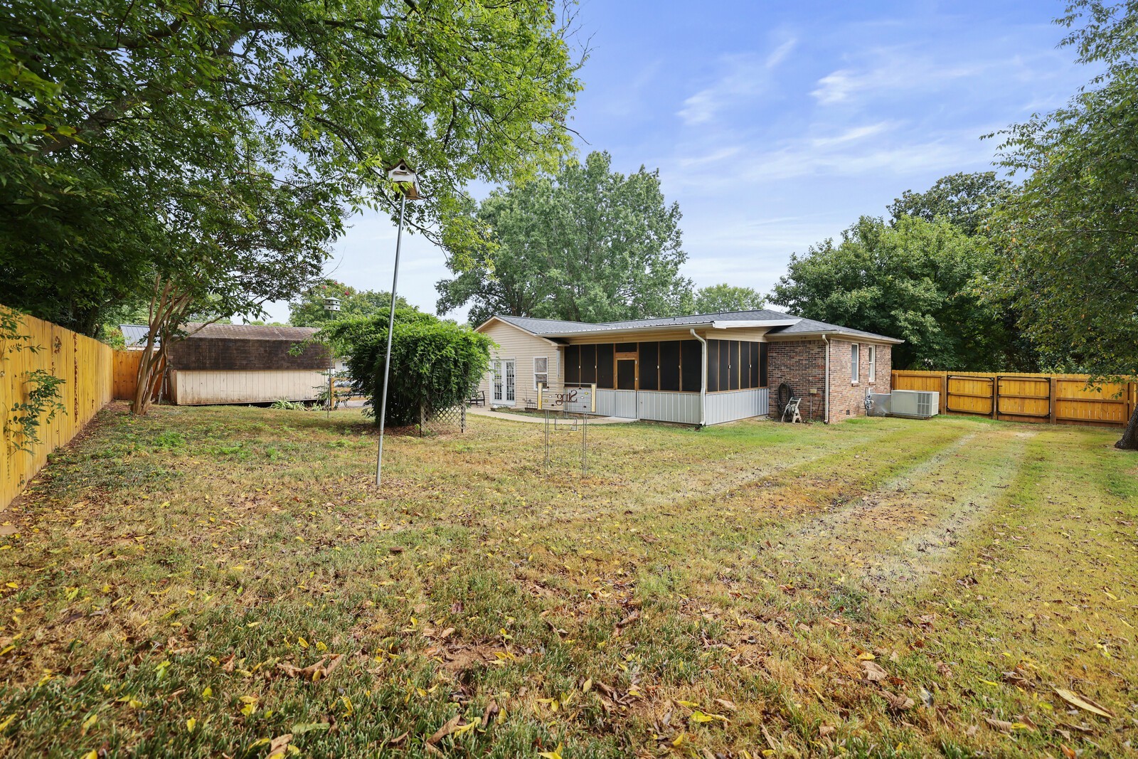 220 Hampton Rd