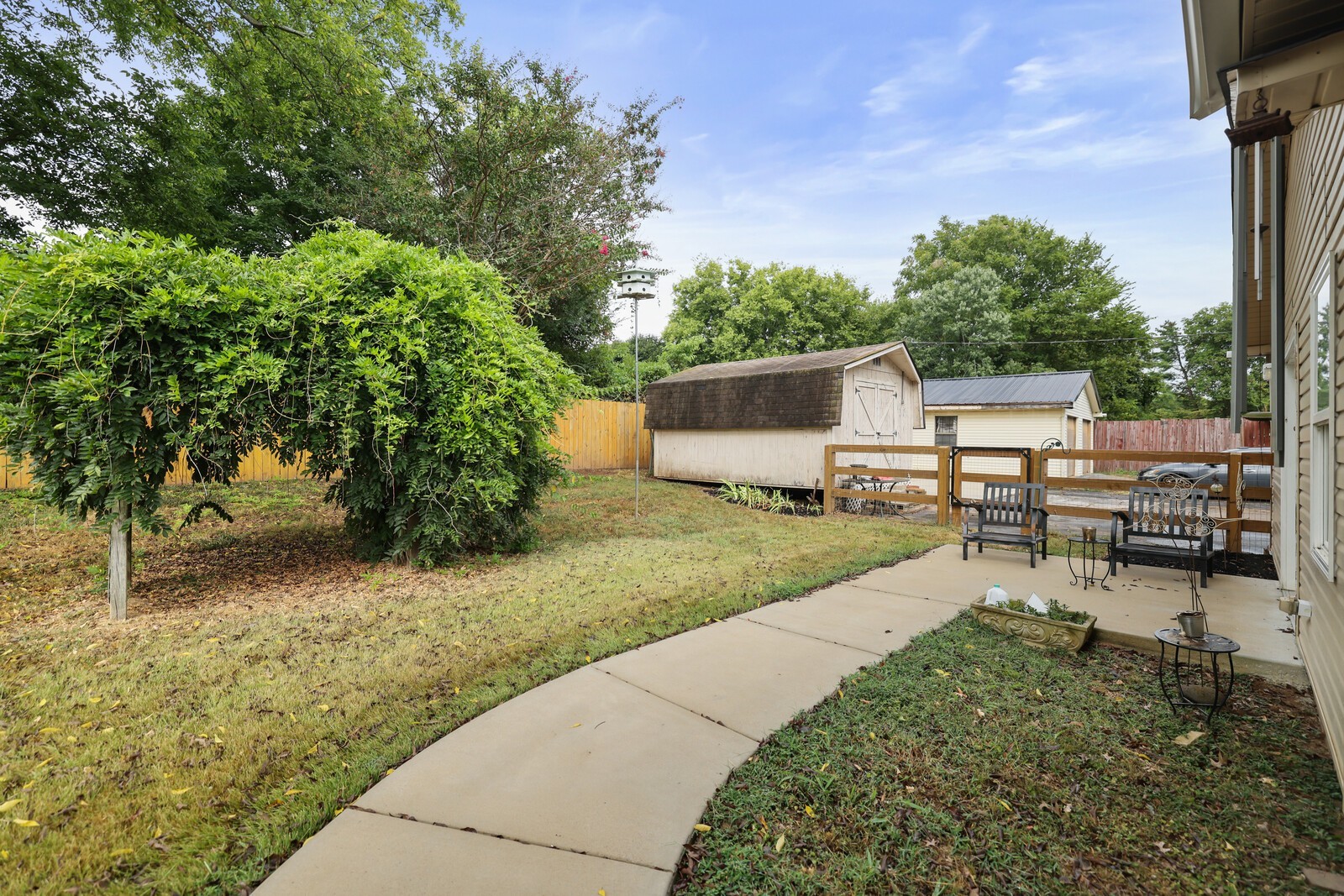 220 Hampton Rd