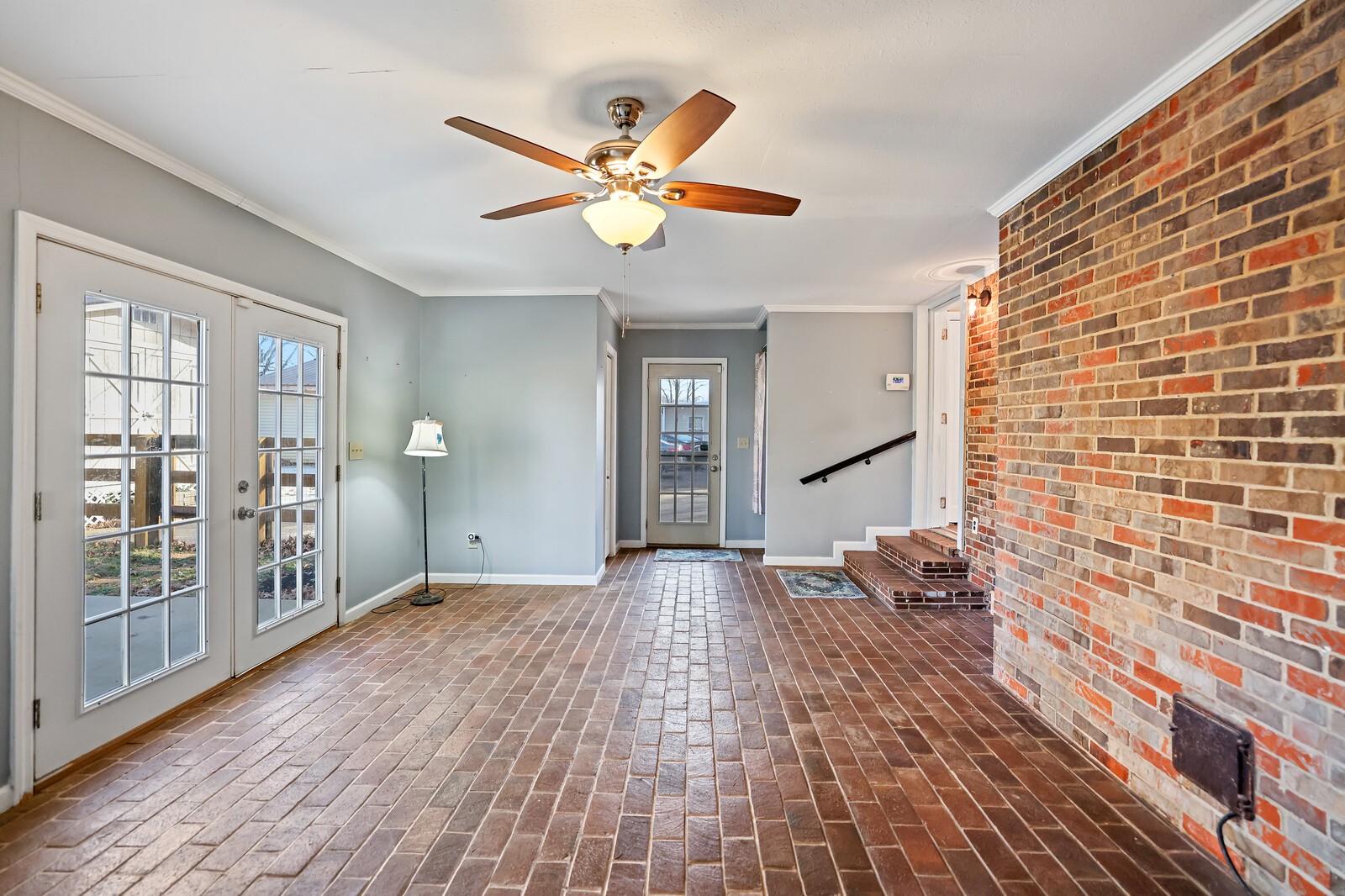 220 Hampton Rd