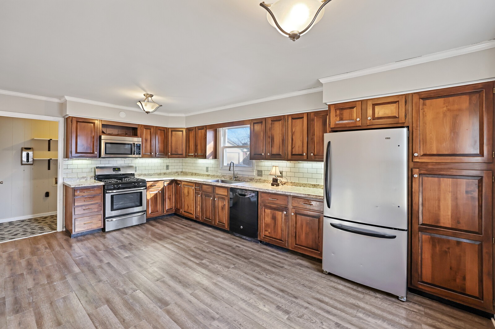 220 Hampton Rd