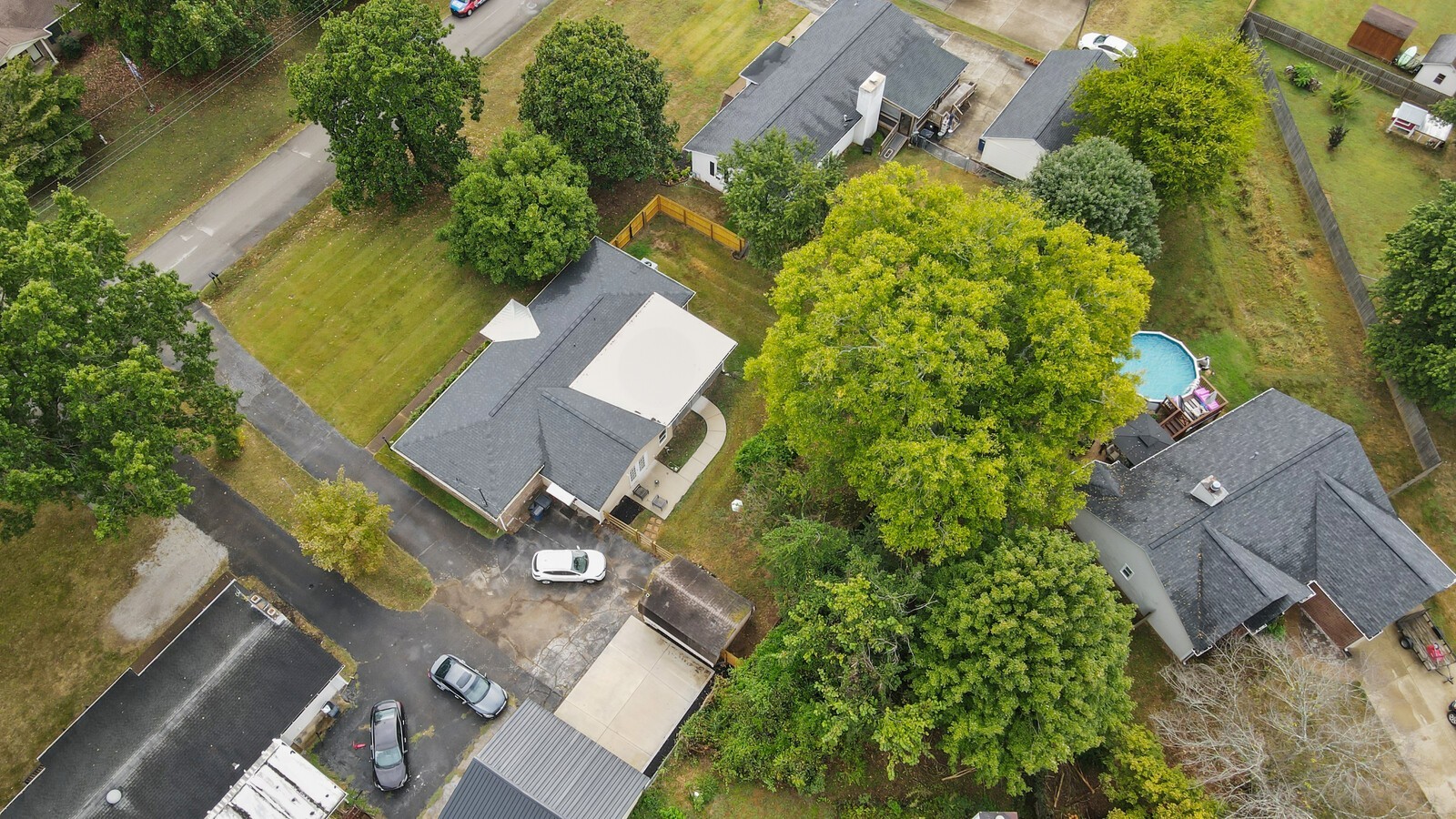 220 Hampton Rd