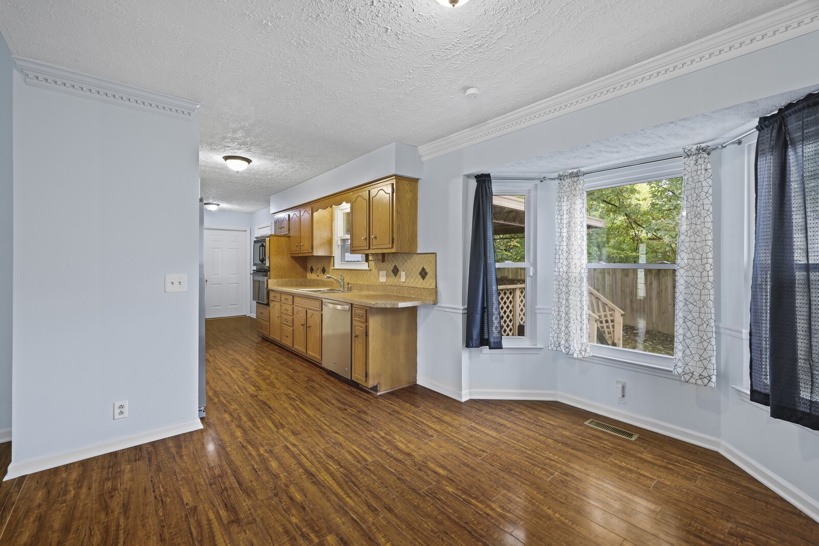 400 Hickory Timber Ct