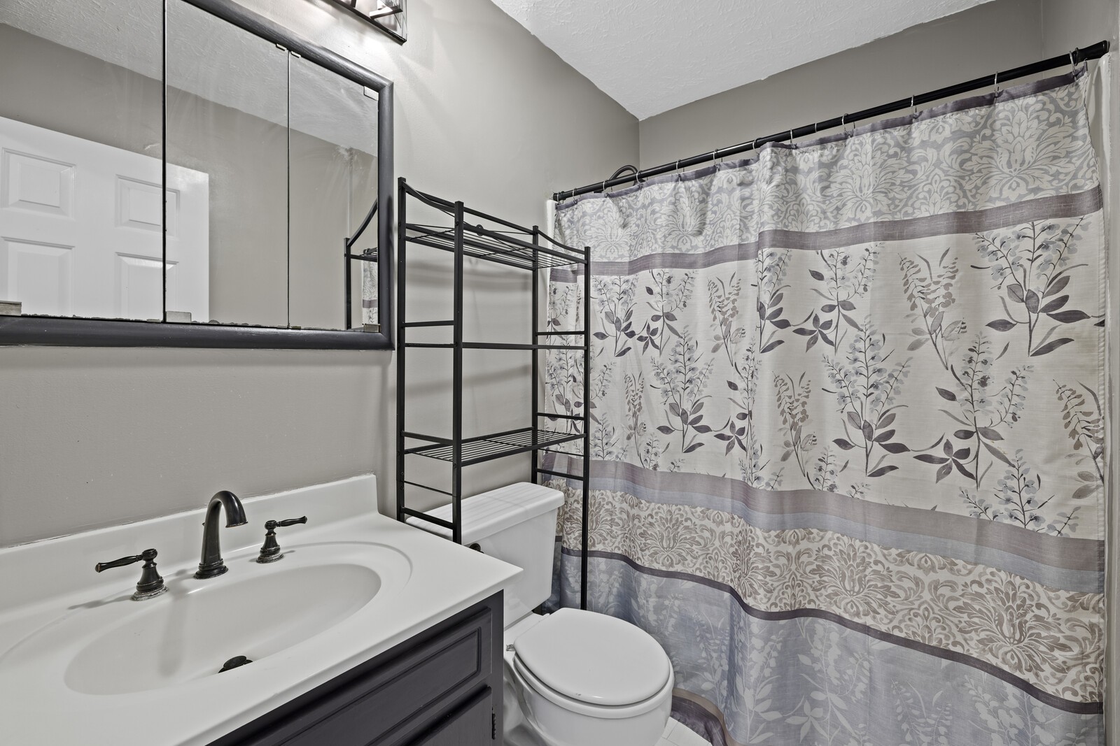 400 Hickory Timber Ct