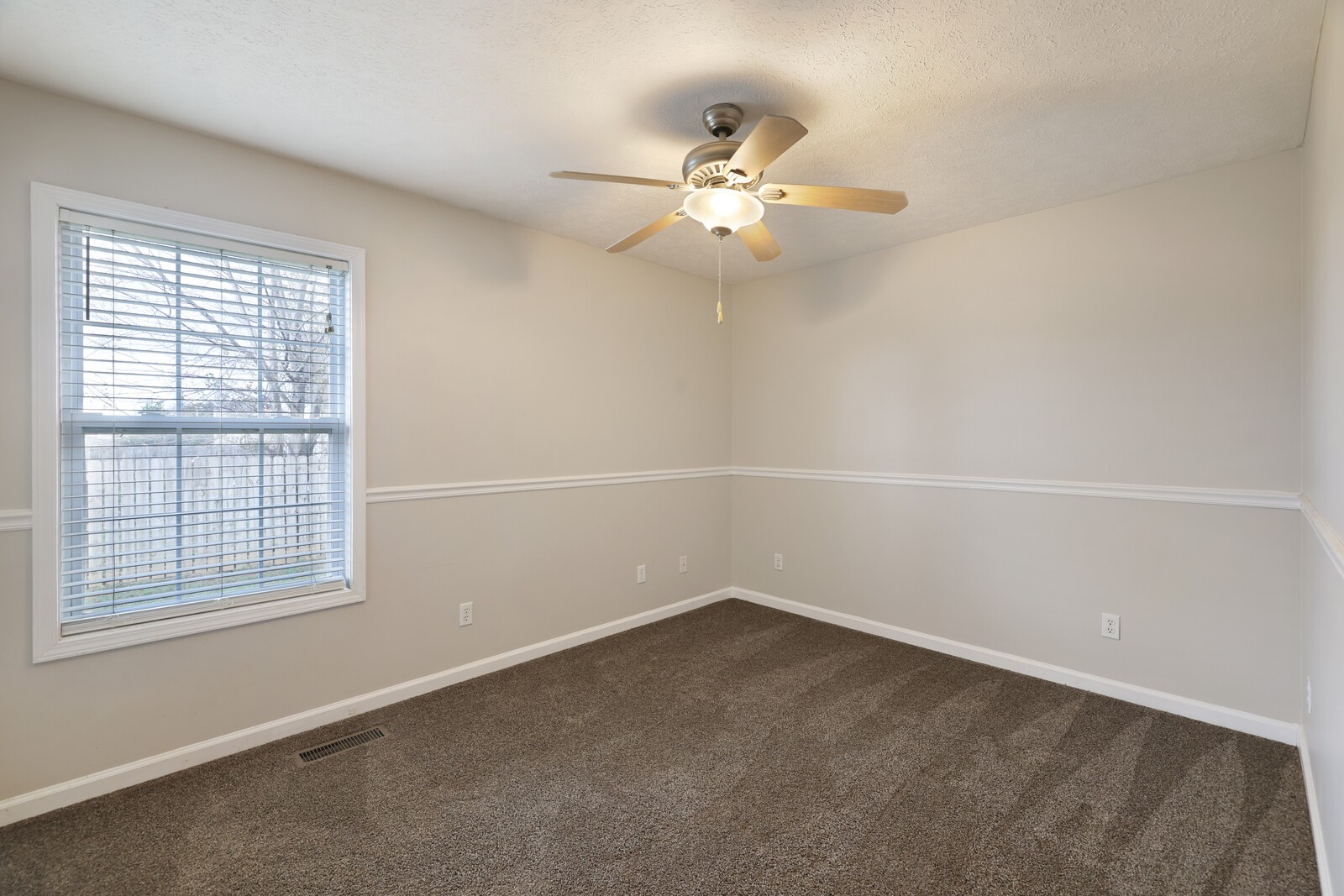 1001 Chad St, W
