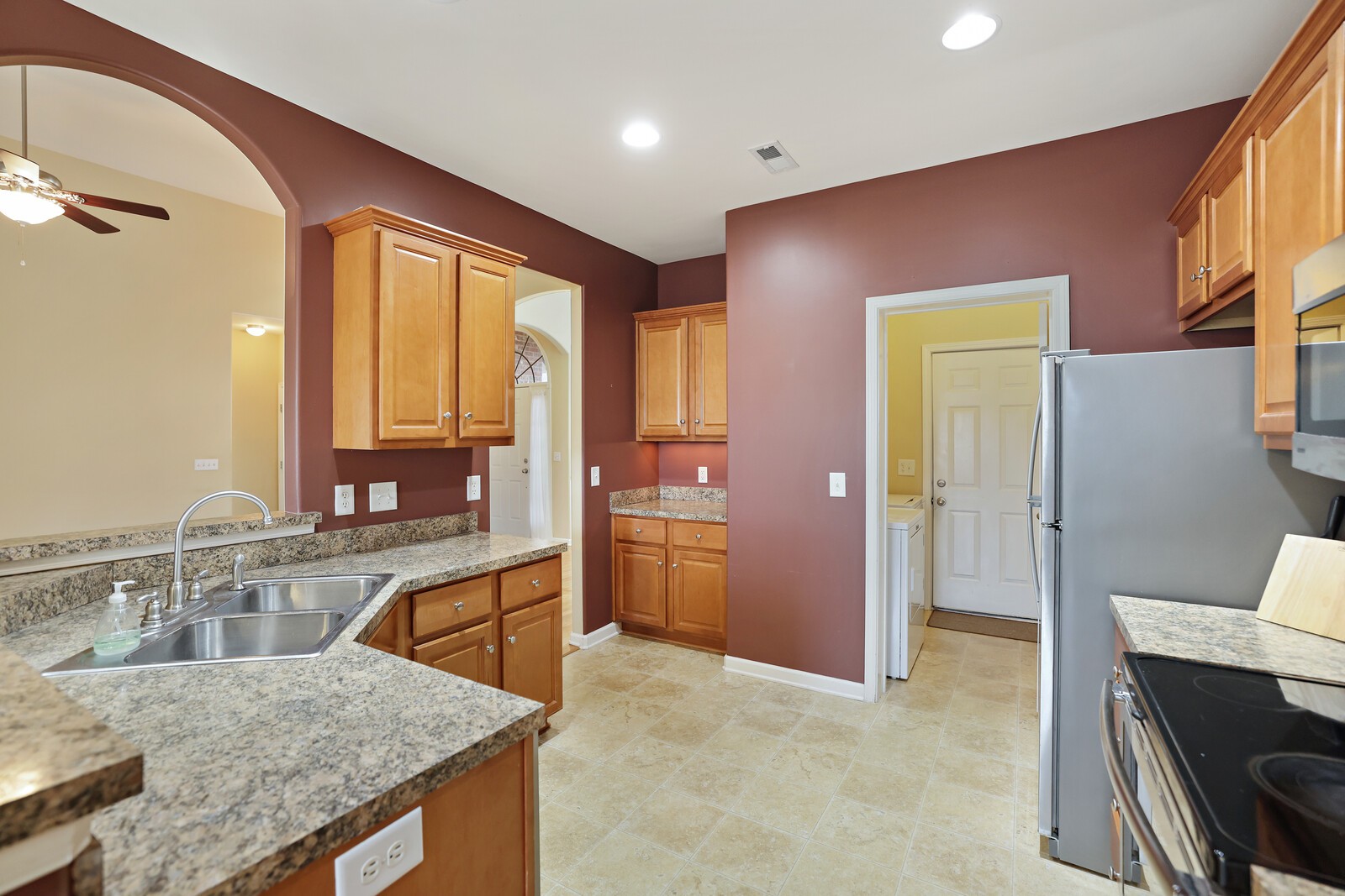 6017 Warner Ct