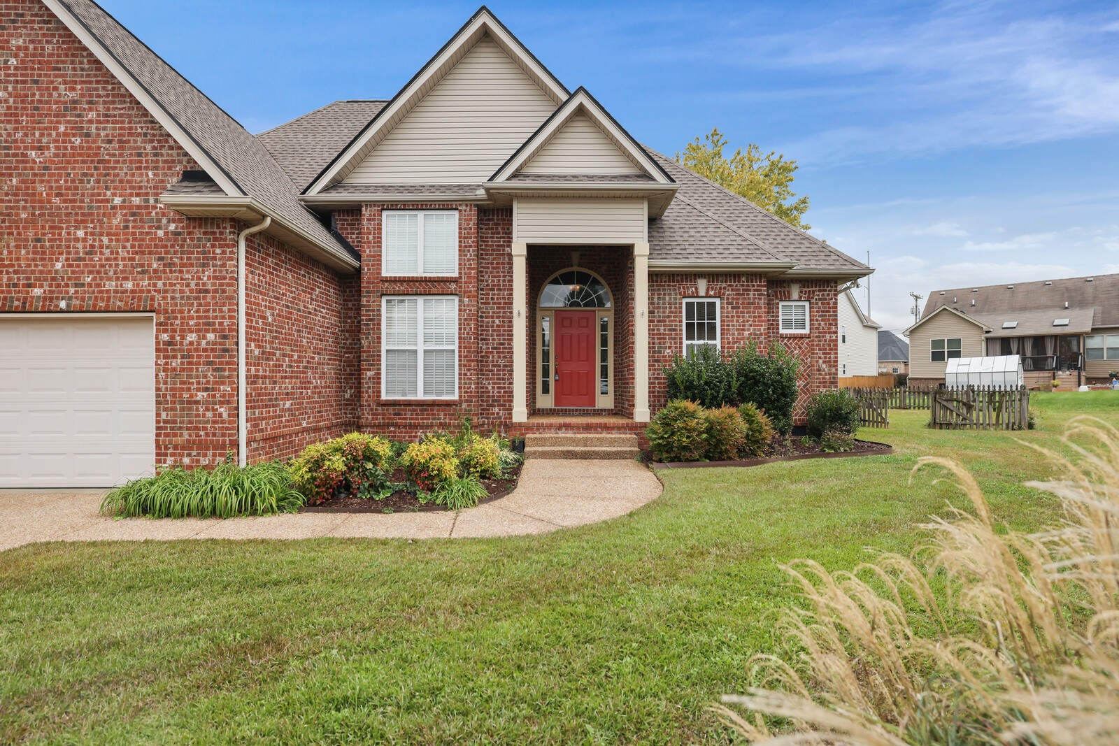 6017 Warner Ct