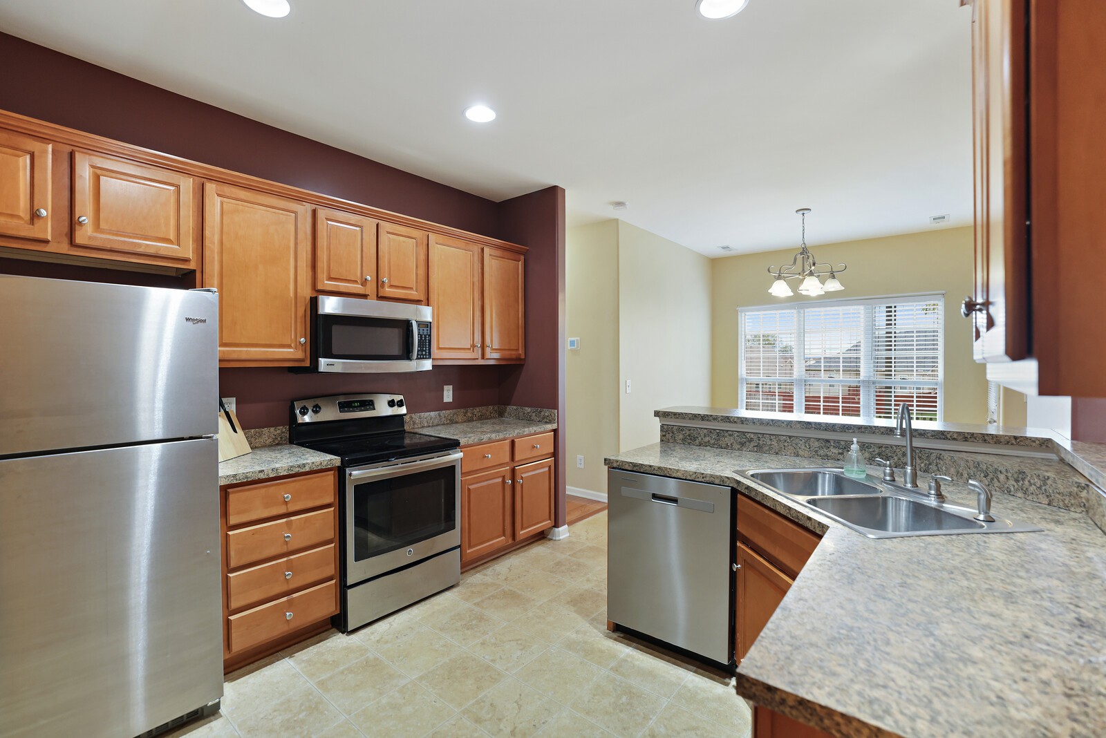 6017 Warner Ct