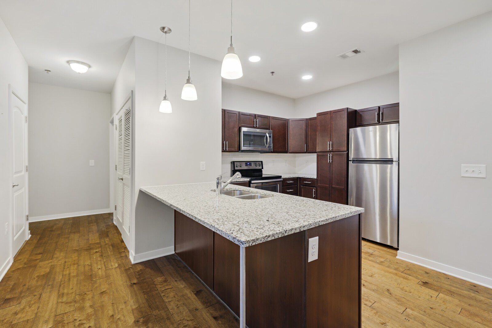 1122 Litton Avenue Unit: 109