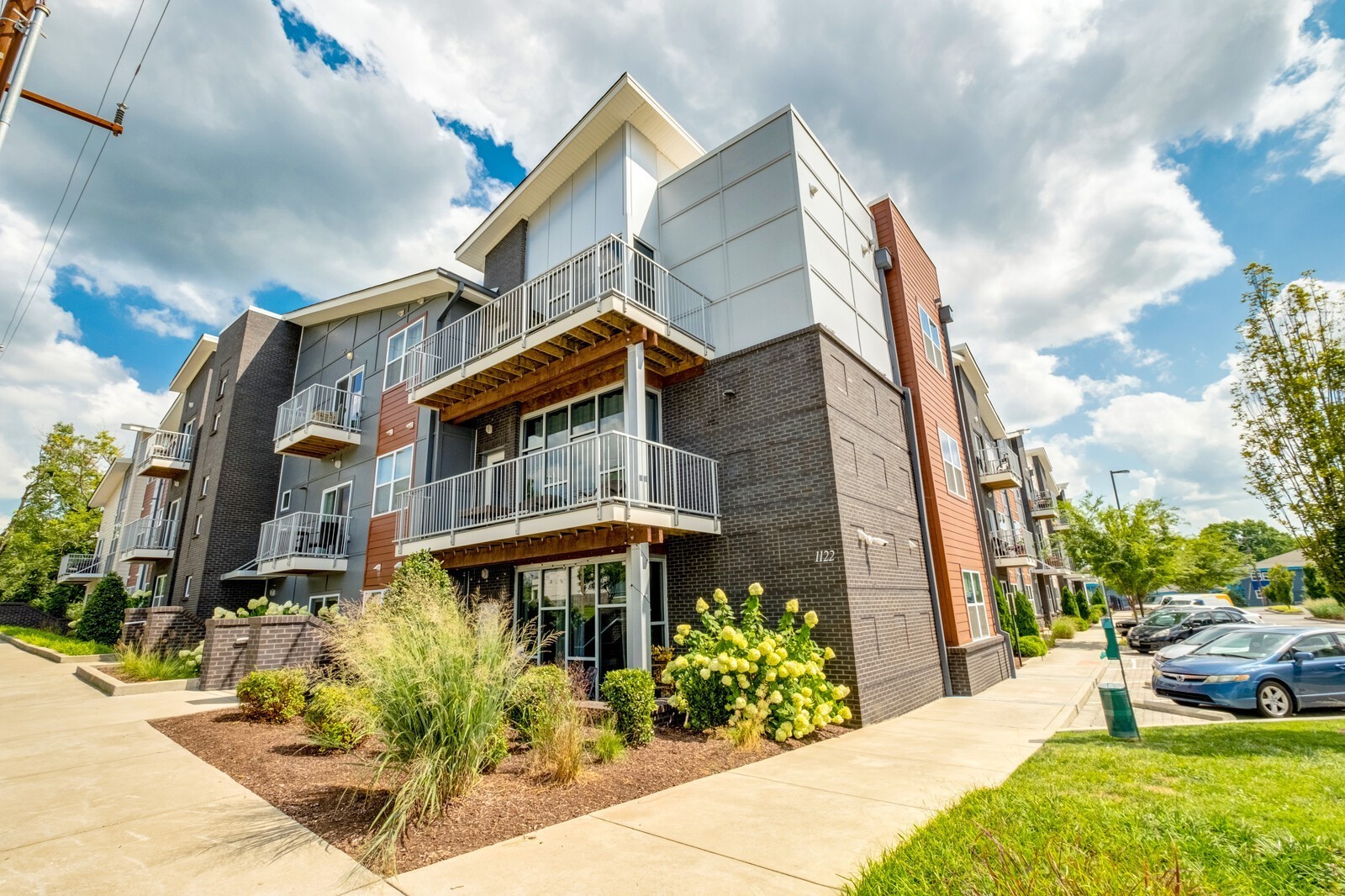 1122 Litton Avenue Unit: 109