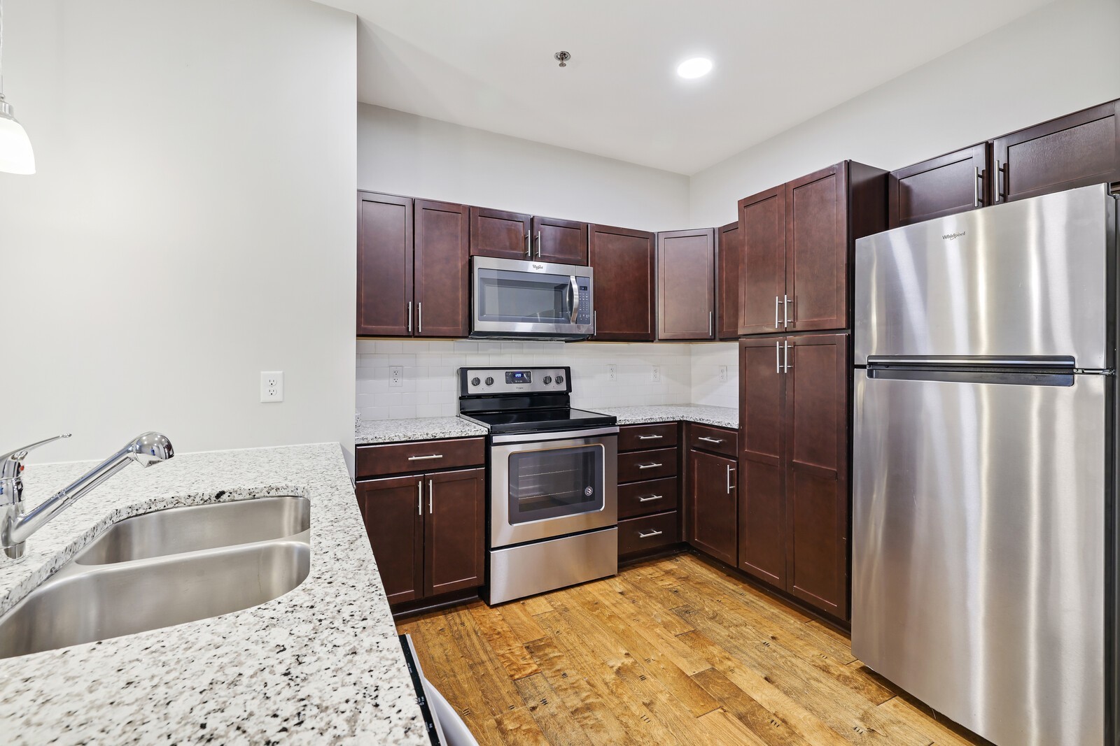 1122 Litton Avenue Unit: 109