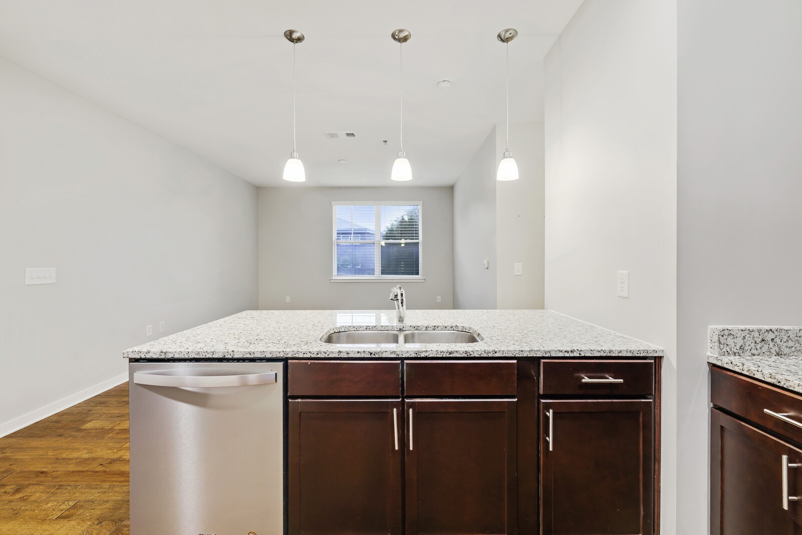 1122 Litton Avenue Unit: 109