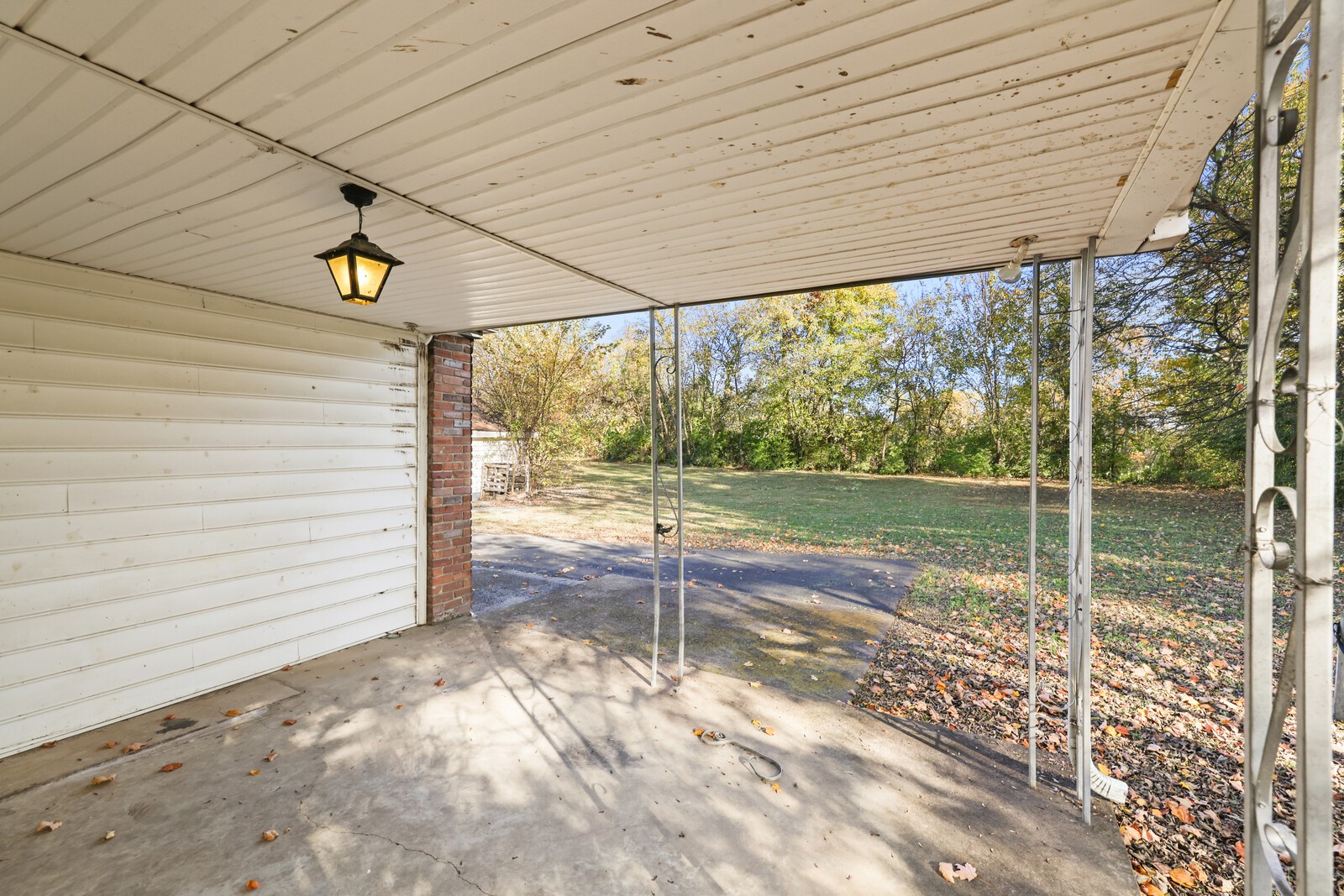 1842 Reynolds Rd